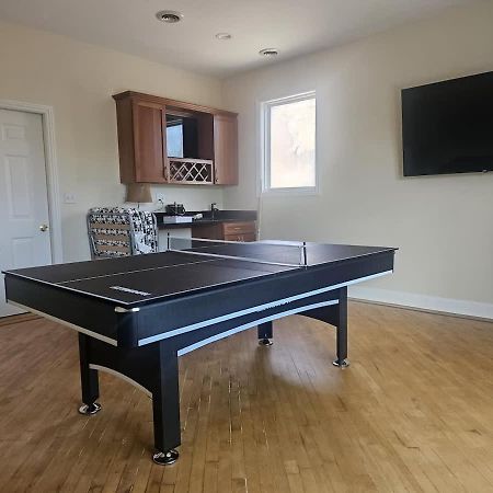 Luxe 4Br With Hot Tub & Game Room Chicago Esterno foto