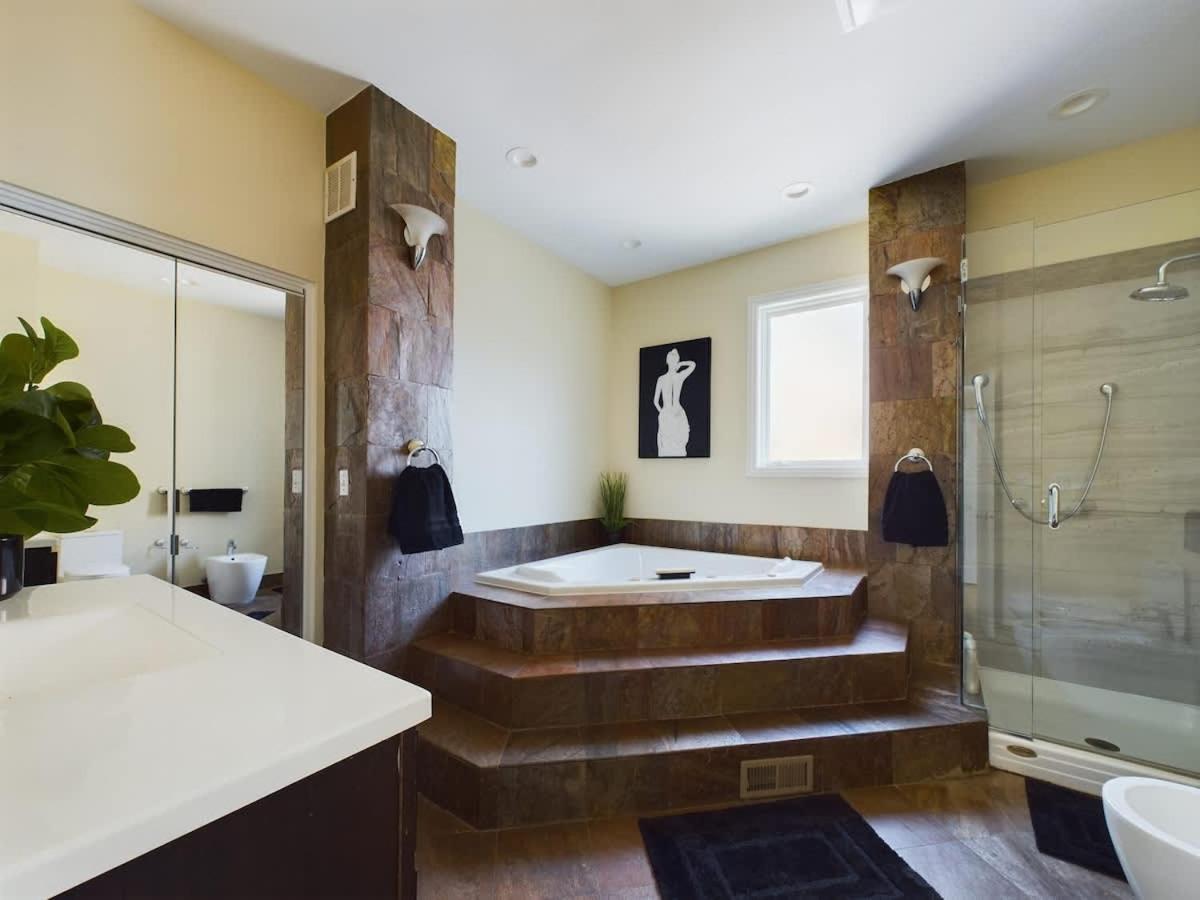 Luxe 4Br With Hot Tub & Game Room Chicago Esterno foto